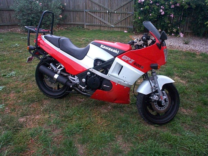 1985 Gpz  600  Car View Specs